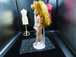 15 INCH ENGLISH WALKER NUDE SIDE A